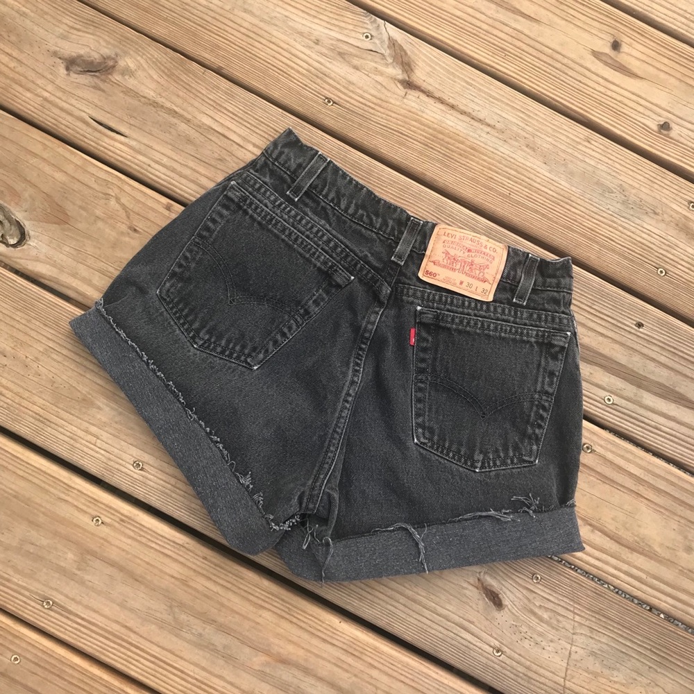 Levi’s Vtg Style Orange Tab 560 Denim Mom Shorts